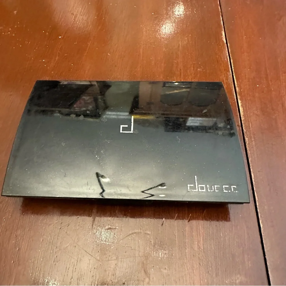 Doucce Freematic Magnetic Changeable Eyeshadow Palette Highlighter Neutral Tones